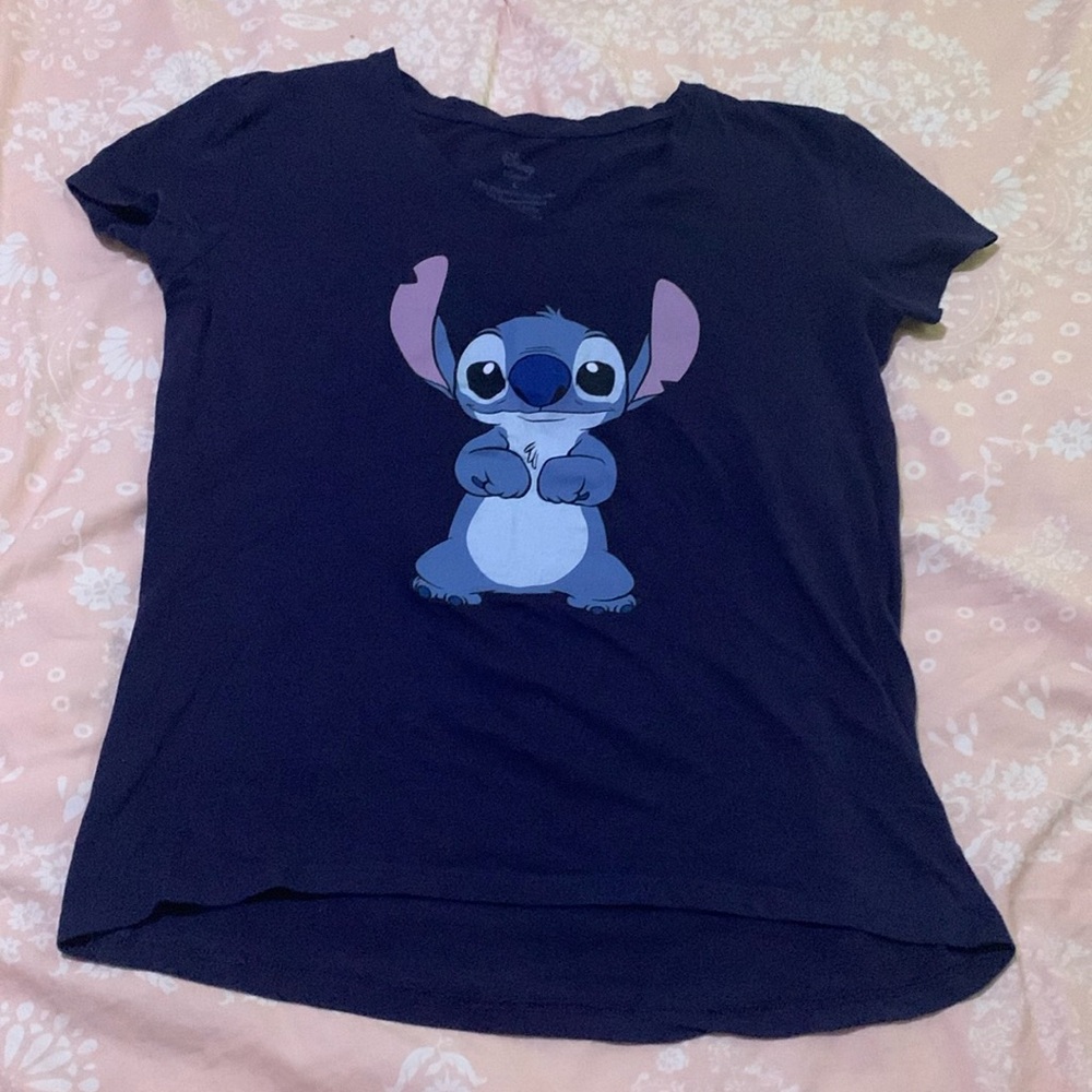 Disney Stitch t-shirt. Navy blue. Size L